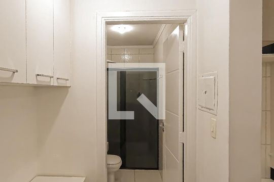 Corredor de apartamento para alugar com 1 quarto, 46m² em Vila Trabalhista, Guarulhos