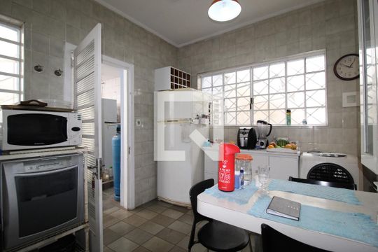 Cozinha de casa à venda com 4 quartos, 143m² em Vila Nova Conceição, São Paulo