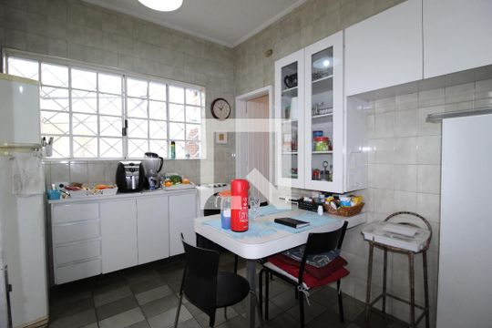 Cozinha de casa à venda com 4 quartos, 143m² em Vila Nova Conceição, São Paulo
