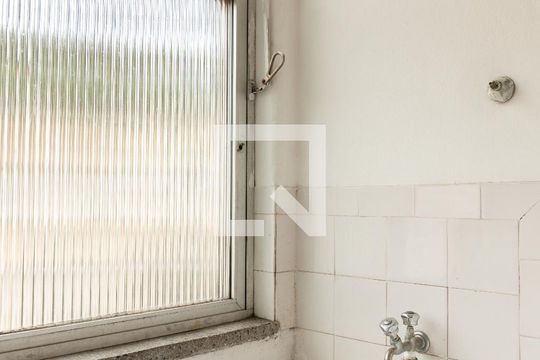 Área de Serviço de apartamento à venda com 1 quarto, 45m² em Rubem Berta, Porto Alegre