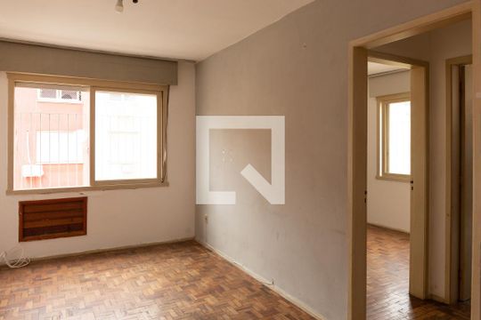 Sala de apartamento à venda com 1 quarto, 45m² em Rubem Berta, Porto Alegre