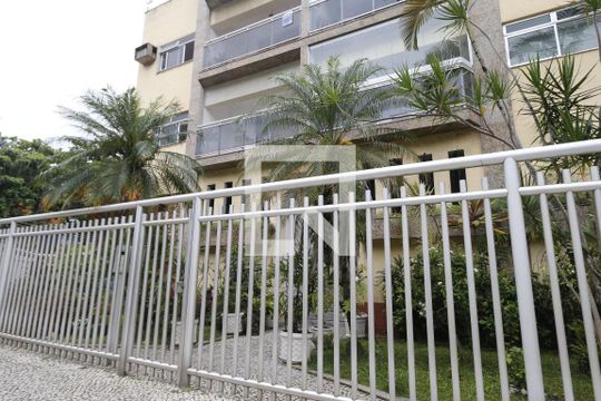 Fachada de apartamento para alugar com 3 quartos, 185m² em Barra da Tijuca, Rio de Janeiro