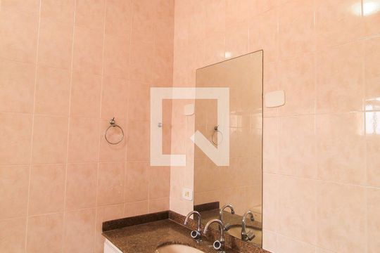 Banheiro do Quarto 3 de casa para alugar com 3 quartos, 200m² em Mooca, São Paulo