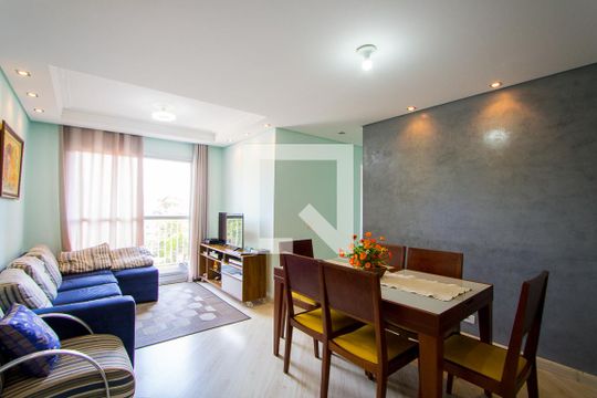 Apartamento à venda com 3 quartos, 67m² em Vila Homero Thon, Santo André
