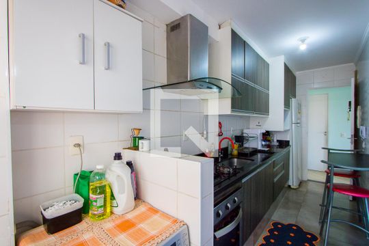 Área de serviço de apartamento à venda com 3 quartos, 67m² em Vila Homero Thon, Santo André