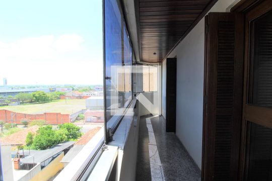 Sacada de apartamento à venda com 3 quartos, 100m² em Centro, Canoas