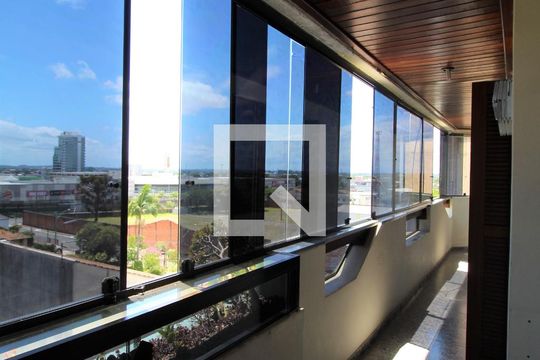 Sacada de apartamento à venda com 3 quartos, 100m² em Centro, Canoas