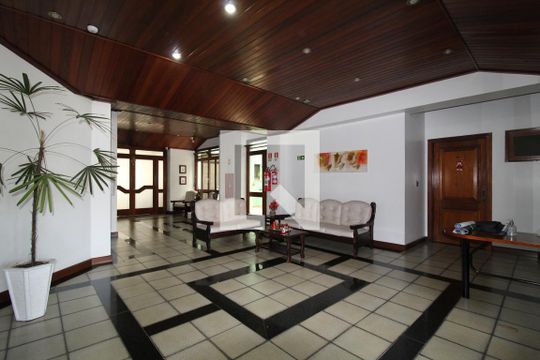 Hall social de apartamento à venda com 3 quartos, 100m² em Centro, Canoas