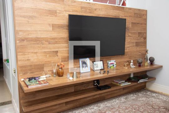 Sala de casa de condomínio à venda com 4 quartos, 199m² em Medeiros, Jundiaí
