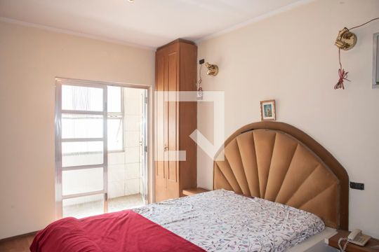 Suíte 1 de casa para alugar com 4 quartos, 300m² em Mirandópolis, São Paulo