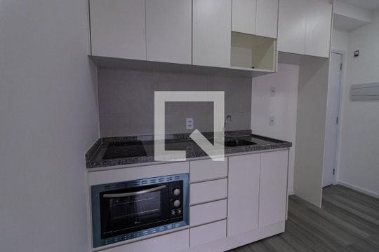 Sala/Cozinha de apartamento para alugar com 1 quarto, 29m² em Jardim Prudência, São Paulo
