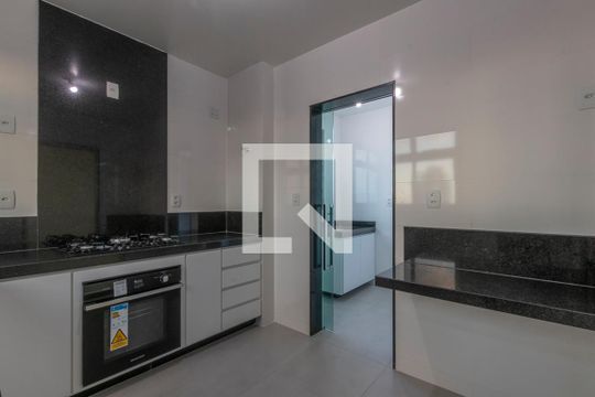 Cozinha de apartamento à venda com 3 quartos, 87m² em São Pedro, Belo Horizonte