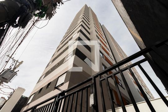 Fachada de kitnet/studio para alugar com 1 quarto, 24m² em Sé, São Paulo