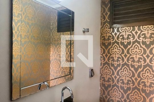 Lavabo de apartamento para alugar com 3 quartos, 158m² em Pompéia, Santos