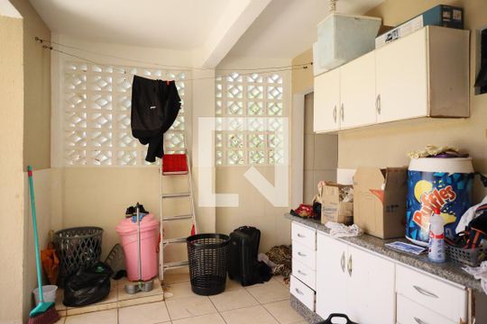 Lavanderia de casa à venda com 4 quartos, 256m² em Ingleses do Rio Vermelho, Florianópolis