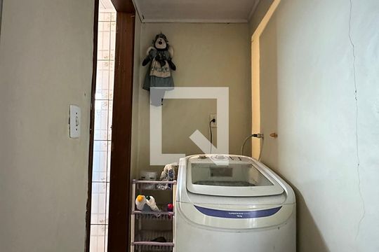 Lavanderia de casa para alugar com 4 quartos, 480m² em Santo Andre, São Leopoldo