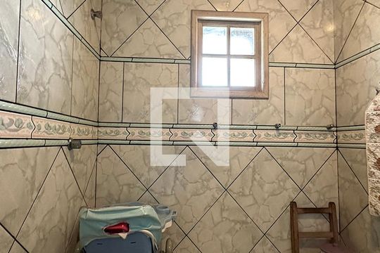 Banheiro de casa para alugar com 4 quartos, 480m² em Santo Andre, São Leopoldo