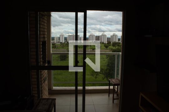 Varanda de apartamento para alugar com 3 quartos, 70m² em Laranjeiras, Uberlândia