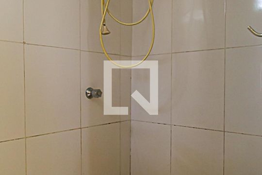 Banheiro de casa de condomínio para alugar com 1 quarto, 30m² em Jardim Oriental, São Paulo