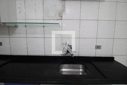 Pia da cozinha de casa para alugar com 2 quartos, 90m² em Jardim Santa Cruz (campo Grande), São Paulo