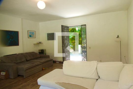 Sala  de casa à venda com 4 quartos, 230m² em Gávea, Rio de Janeiro