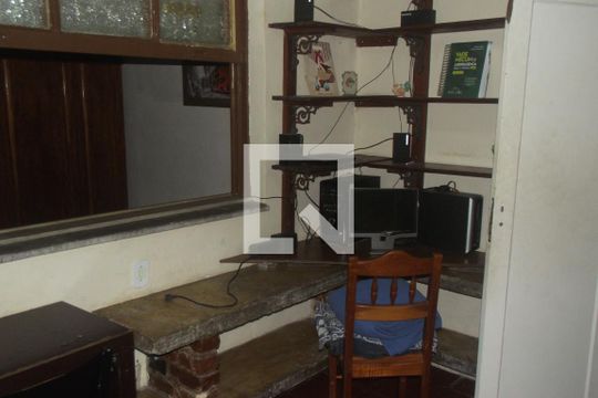 Quarto 1 de casa à venda com 4 quartos, 1609m² em Engenho Novo, Rio de Janeiro