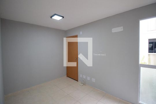 Sala de apartamento para alugar com 2 quartos, 40m² em Vila Lage, São Gonçalo