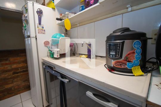 cozinha de apartamento à venda com 2 quartos, 65m² em Duque de Caxias, São Leopoldo