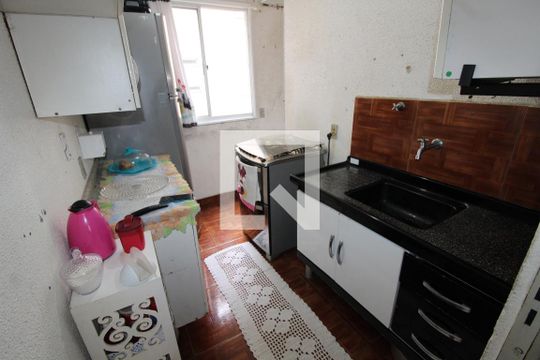 Cozinha de apartamento à venda com 2 quartos, 42m² em Conjunto Promorar Sapopemba, São Paulo