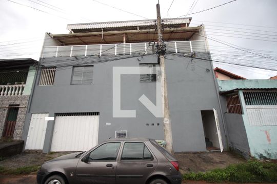 Fachada de casa para alugar com 2 quartos, 54m² em Mantiqueira, Belo Horizonte