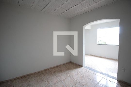 Casa para alugar com 2 quartos, 54m² em Mantiqueira, Belo Horizonte