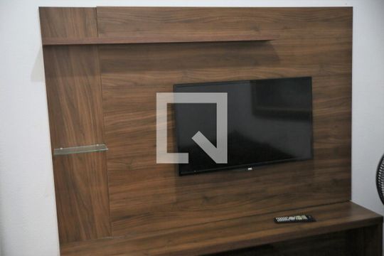 Sala de apartamento para alugar com 2 quartos, 48m² em Vila Assuncao, Praia Grande