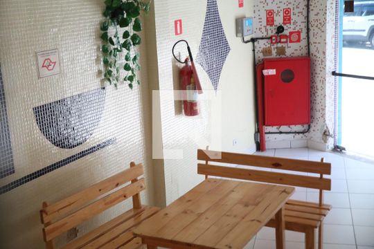 Hall de entrada de apartamento para alugar com 2 quartos, 48m² em Vila Assuncao, Praia Grande