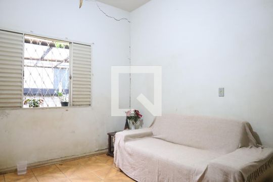Sala de casa à venda com 2 quartos, 167m² em Cinquentenario, Belo Horizonte