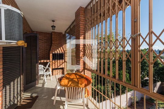 Varanda do Quarto 1 de casa à venda com 5 quartos, 331m² em Santo Antônio, Porto Alegre