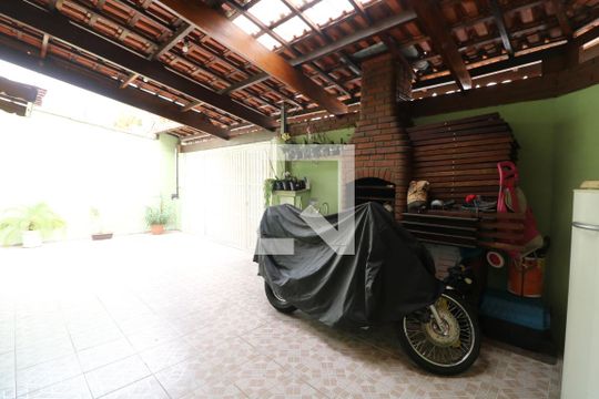Garagem de casa à venda com 3 quartos, 100m² em Jardim Vila Formosa, São Paulo