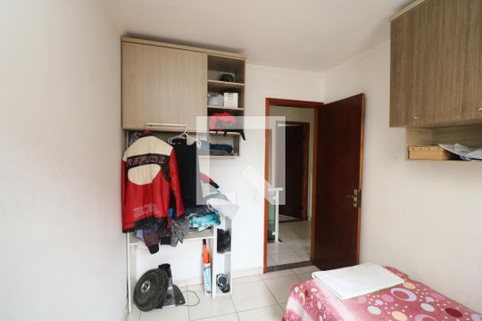Quarto de casa à venda com 3 quartos, 100m² em Jardim Vila Formosa, São Paulo