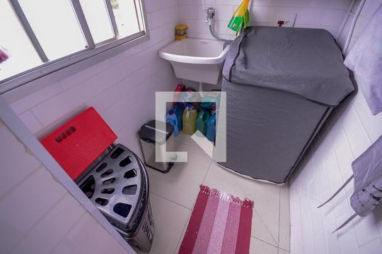 Area de Serviço de apartamento à venda com 3 quartos, 83m² em Vila das Mercês, São Paulo