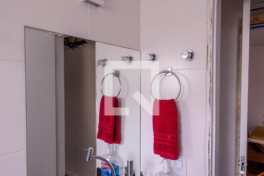 Banheiro Social de apartamento à venda com 3 quartos, 83m² em Vila das Mercês, São Paulo