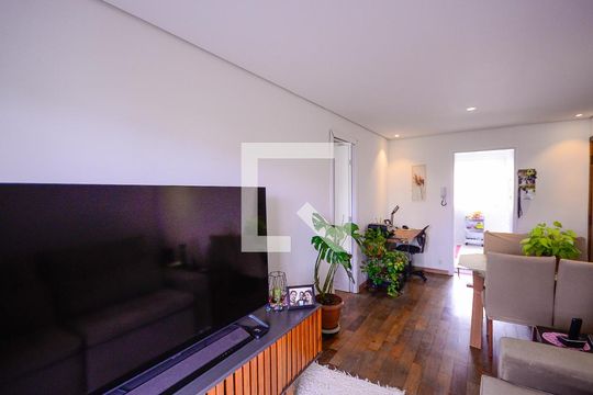 Sala de apartamento à venda com 3 quartos, 83m² em Vila das Mercês, São Paulo