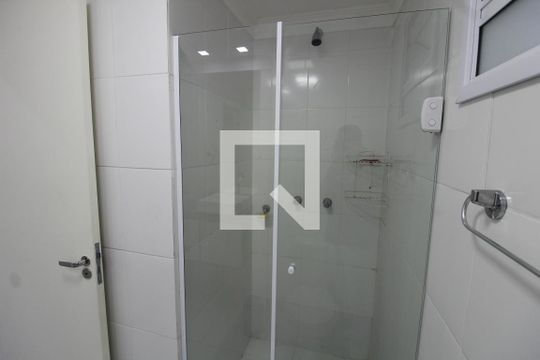 Banheiro de apartamento à venda com 3 quartos, 74m² em Chácara Belenzinho, São Paulo