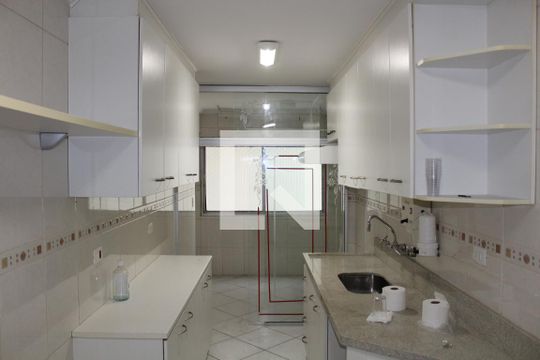 Cozinha de apartamento à venda com 3 quartos, 94m² em Perdizes, São Paulo