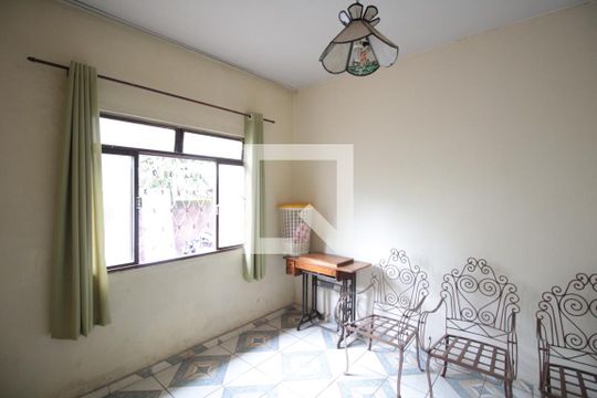 Quarto 3 de casa à venda com 3 quartos, 360m² em Candelária, Belo Horizonte