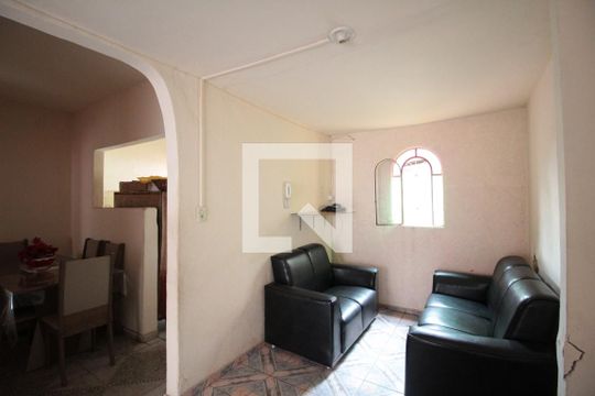 Sala de casa à venda com 3 quartos, 360m² em Candelária, Belo Horizonte