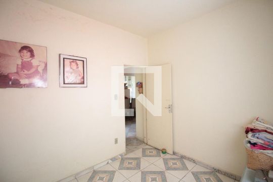 Quarto 2 de casa à venda com 3 quartos, 360m² em Candelária, Belo Horizonte