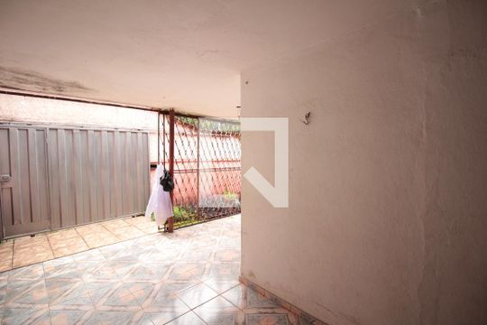Garagem de casa à venda com 3 quartos, 360m² em Candelária, Belo Horizonte