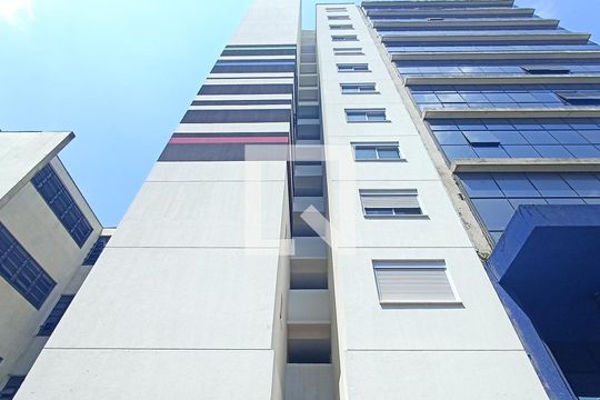 Fachada de apartamento para alugar com 1 quarto, 25m² em Bela Vista, São Paulo