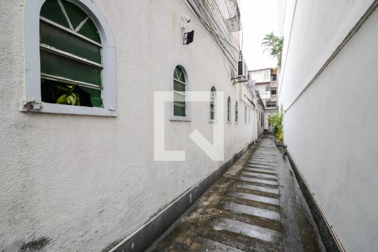 Hall de apartamento para alugar com 2 quartos, 70m² em Vila Isabel, Rio de Janeiro