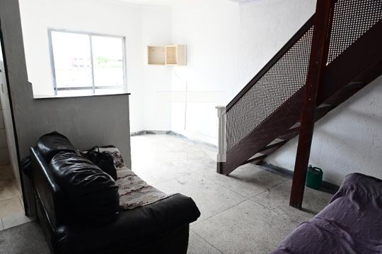 Apartamento para alugar com 2 quartos, 86m² em Vila Tupi, Praia Grande