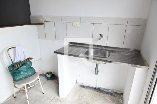 Cozinha de apartamento para alugar com 2 quartos, 86m² em Vila Tupi, Praia Grande